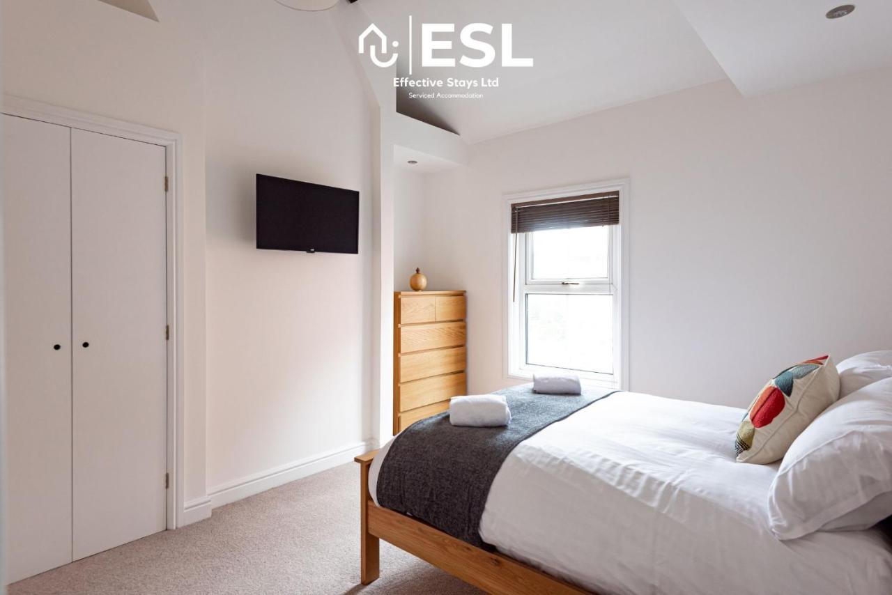 2 Bedroom Terrace Cottage, Parking, 5 Minutes Drive To Royal Shrewsbury Hospital מראה חיצוני תמונה